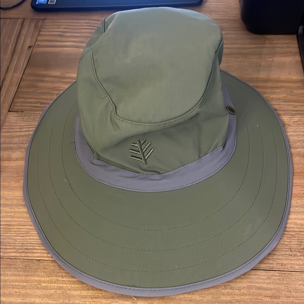 Coolibar UPF 50+ Men’s/Women’s Golf Hat L/XL Green/blue trim